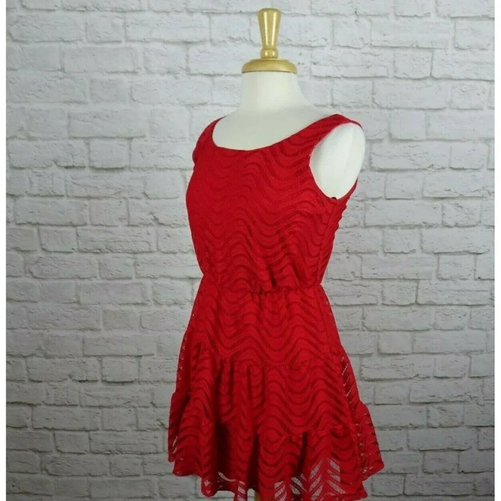 💰3/$25 City Triangles Flounce Dress Fit & Flare Lace Red Juniors S - Picture 3 of 12
